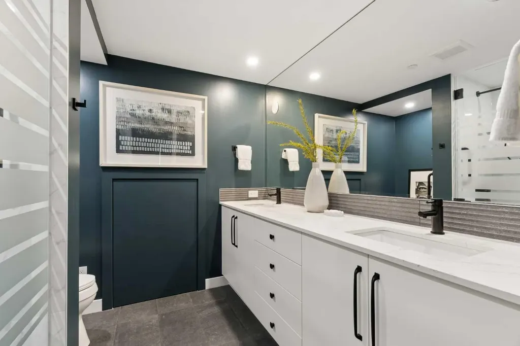 8505 Broadcast Avenue SW Calgary AB T3H 6B5
