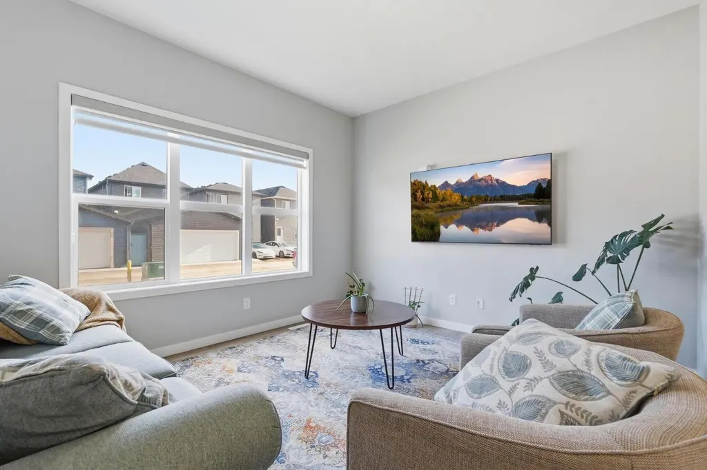 623 Savanna Crescent NE Calgary AB T3J 5P2