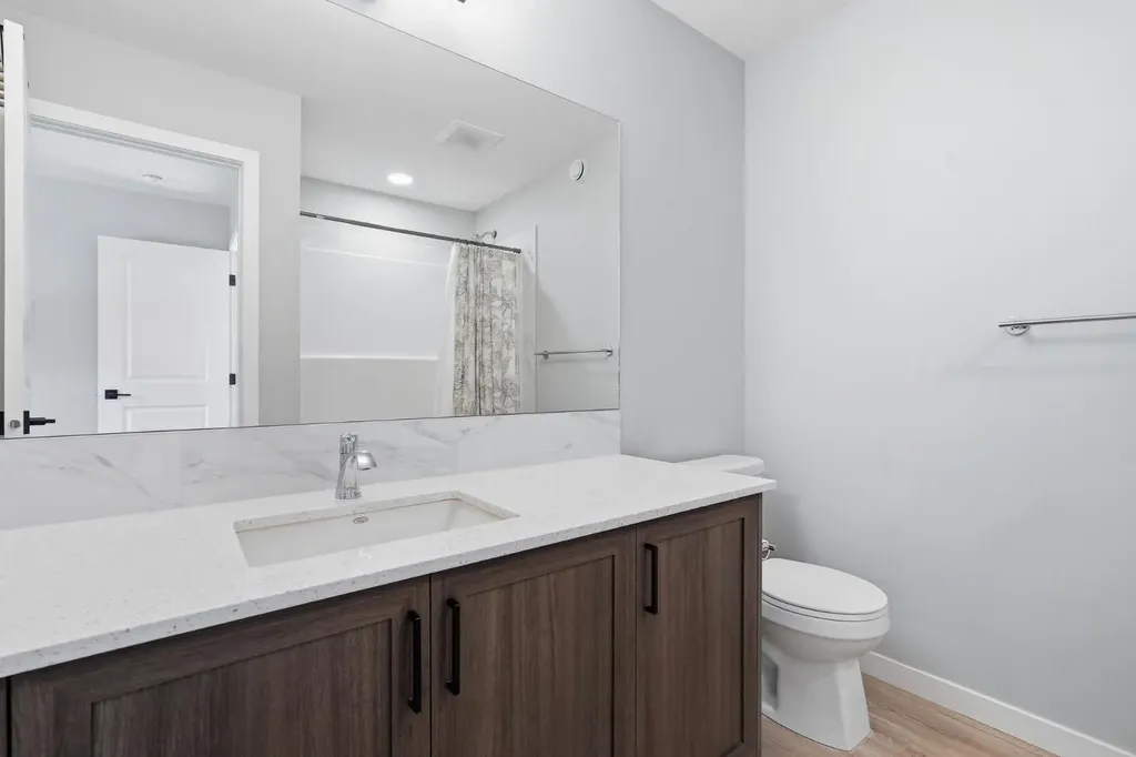 623 Savanna Crescent NE Calgary AB T3J 5P2