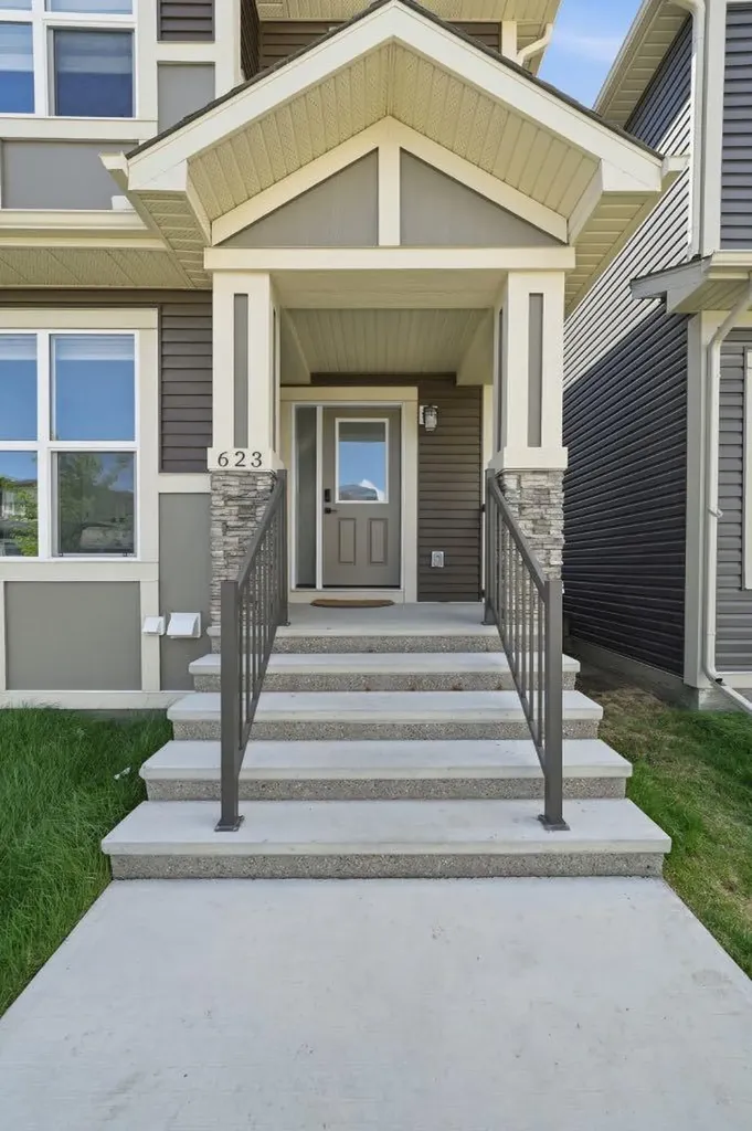 623 Savanna Crescent NE Calgary AB T3J 5P2