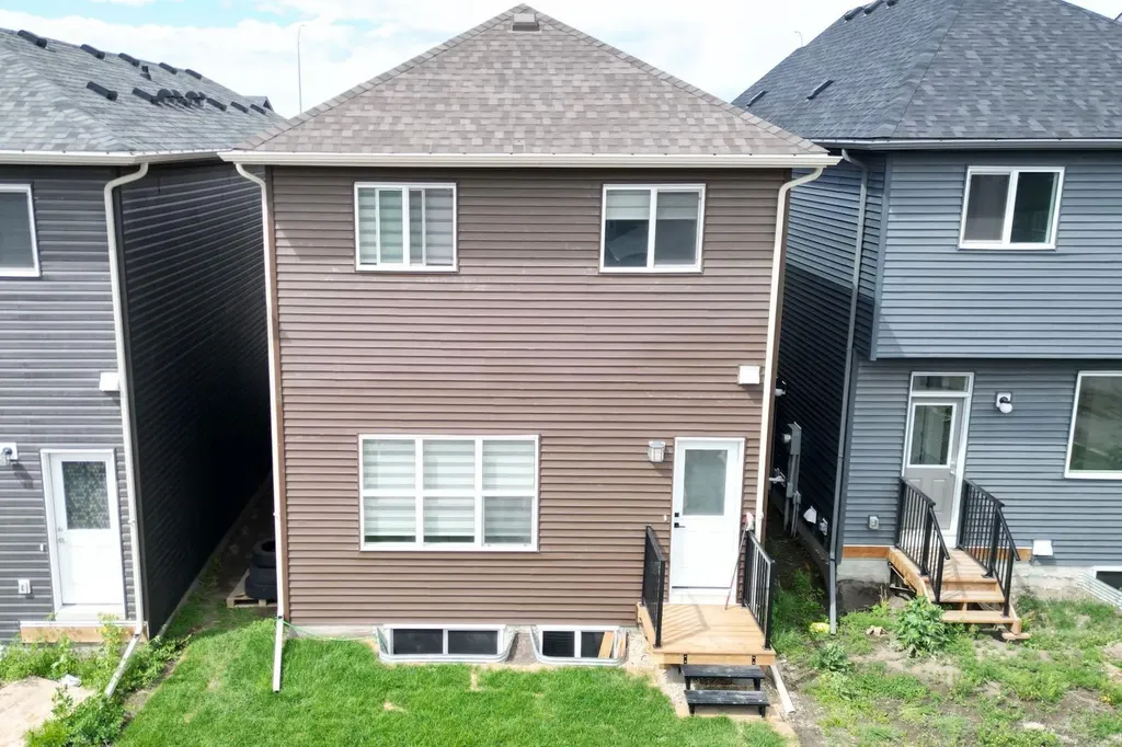 623 Savanna Crescent NE Calgary AB T3J 5P2