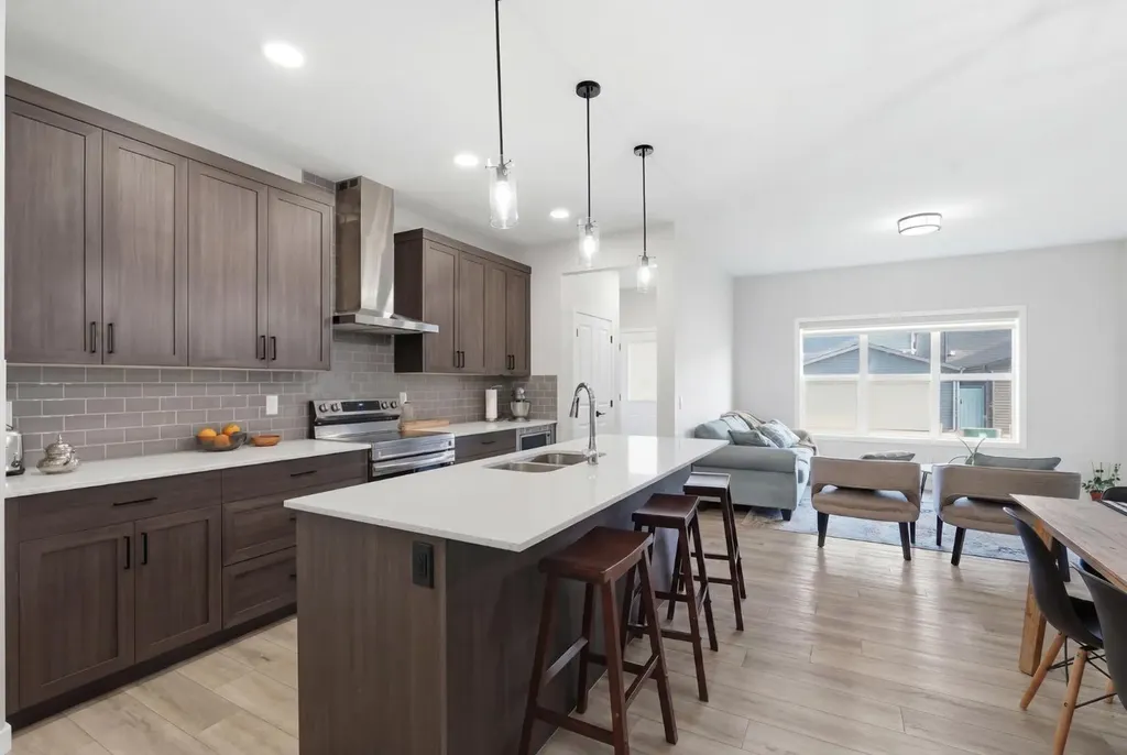 623 Savanna Crescent NE Calgary AB T3J 5P2