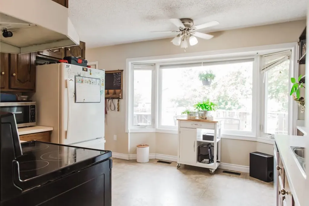 9332 70a Avenue Grande Prairie AB T8V6C9