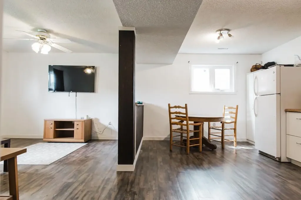 9332 70a Avenue Grande Prairie AB T8V6C9