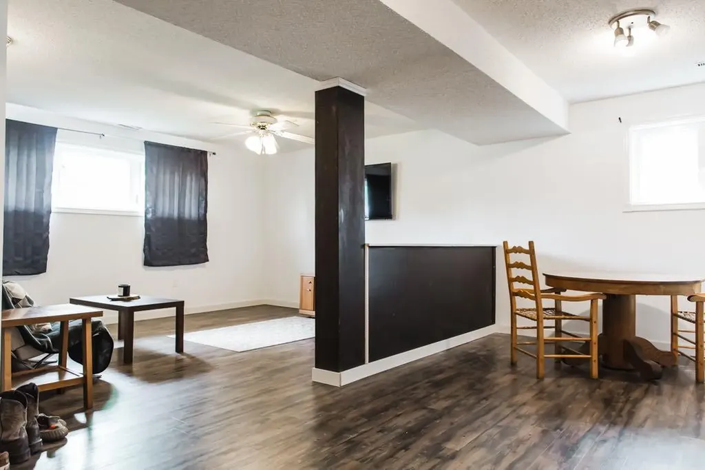 9332 70a Avenue Grande Prairie AB T8V6C9