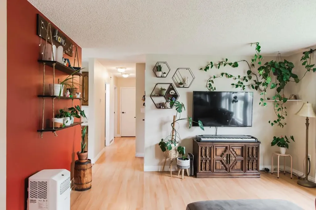 9332 70a Avenue Grande Prairie AB T8V6C9