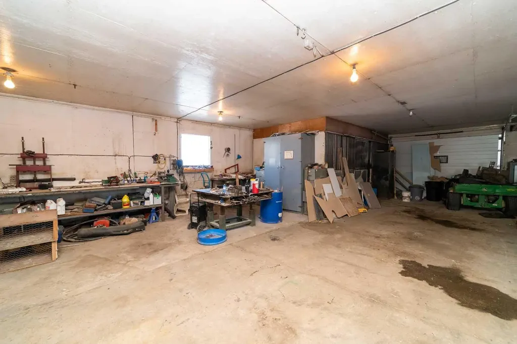 451066 Rge Road 73 Rural Wainwright No. 61 M.d. Of AB T9W 1T4