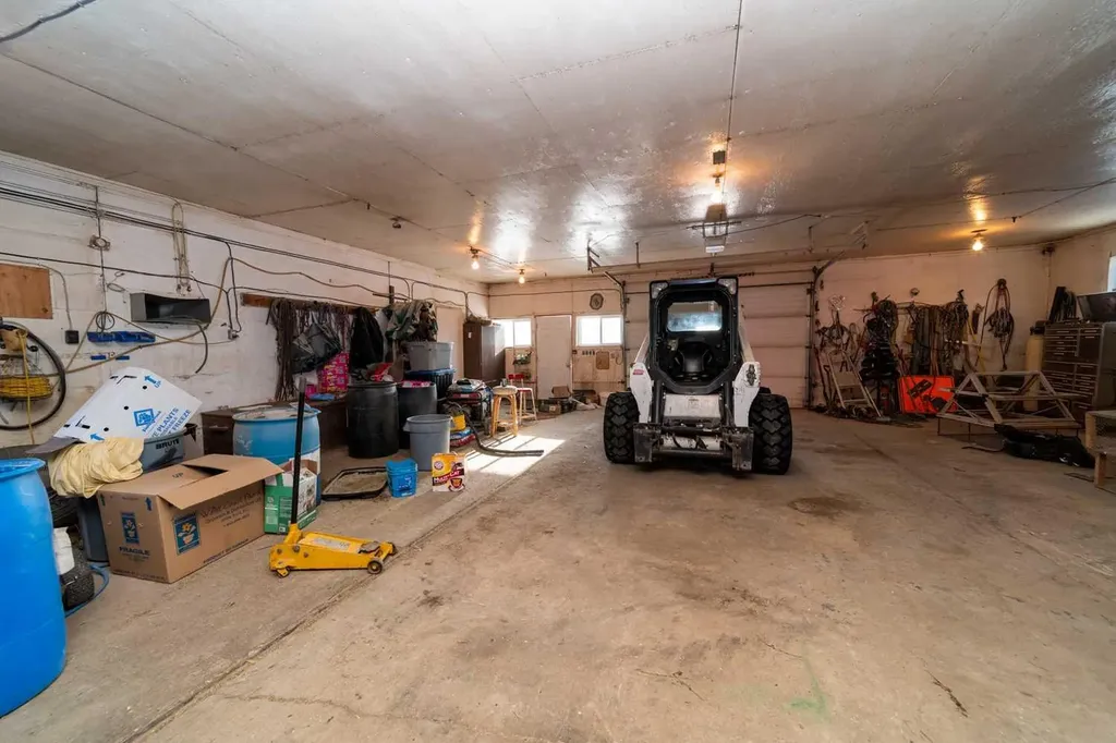 451066 Rge Road 73 Rural Wainwright No. 61 M.d. Of AB T9W 1T4