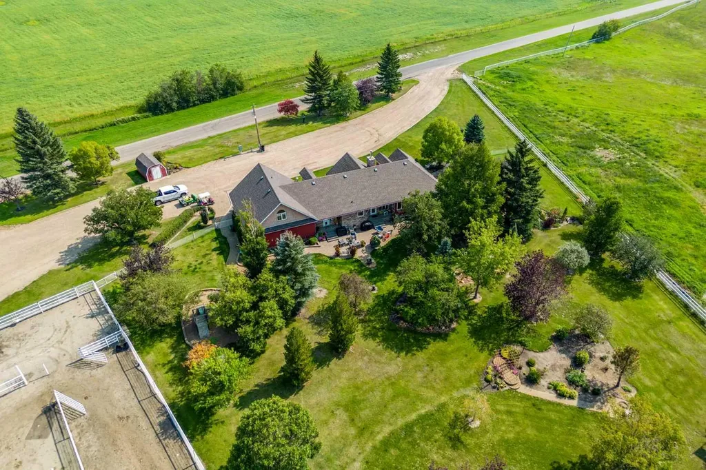 451066 Rge Road 73 Rural Wainwright No. 61 M.d. Of AB T9W 1T4