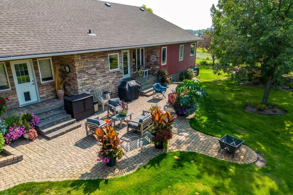 451066 Rge Road 73 Rural Wainwright No. 61 M.d. Of AB T9W 1T4