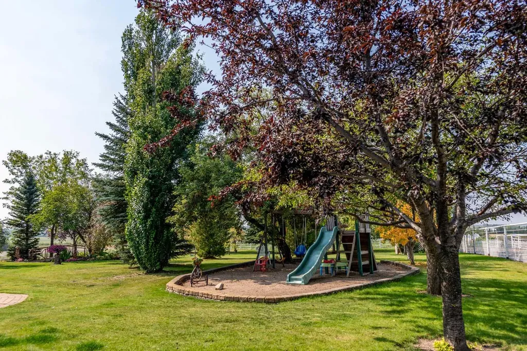 451066 Rge Road 73 Rural Wainwright No. 61 M.d. Of AB T9W 1T4
