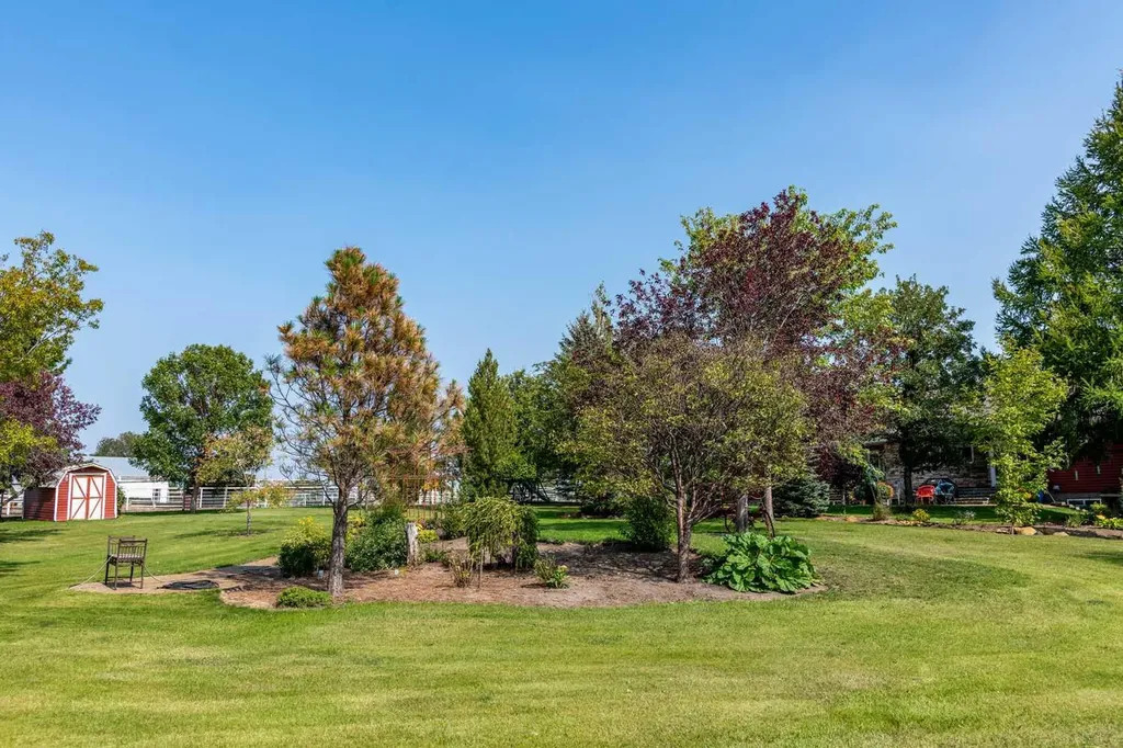 451066 Rge Road 73 Rural Wainwright No. 61 M.d. Of AB T9W 1T4