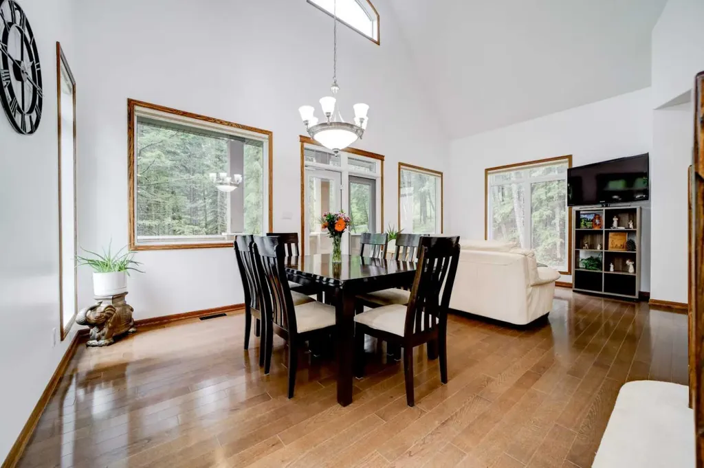 1830 York Creek Close Blairmore AB T0K0E0