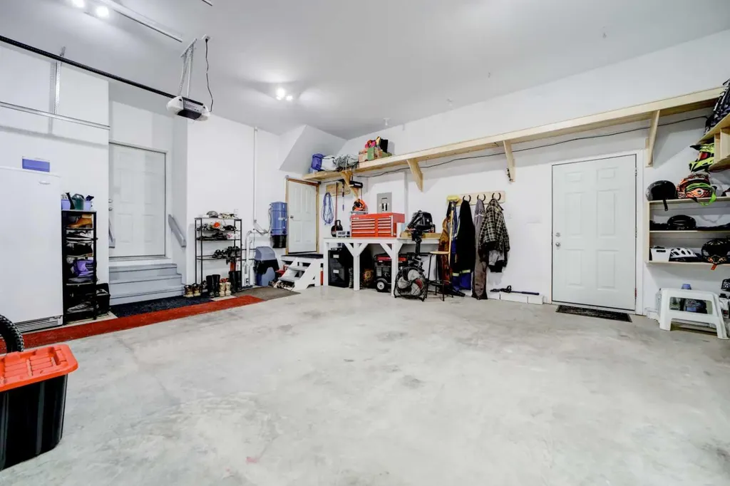 1830 York Creek Close Blairmore AB T0K0E0