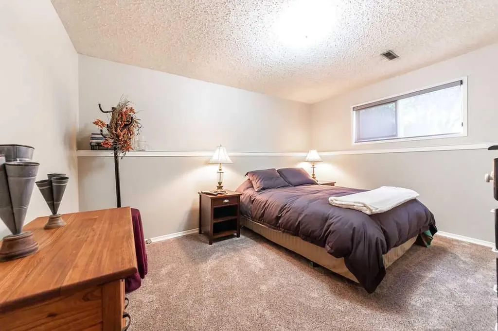 3104 58 Avenue Lloydminster AB T9V 1X6