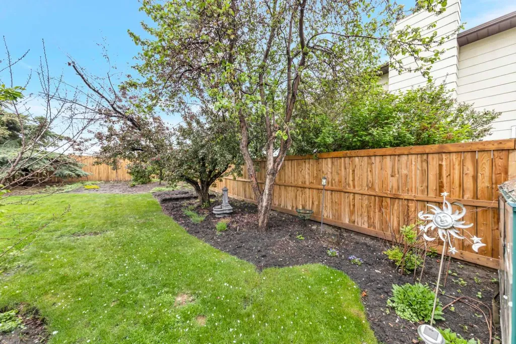 3104 58 Avenue Lloydminster AB T9V 1X6