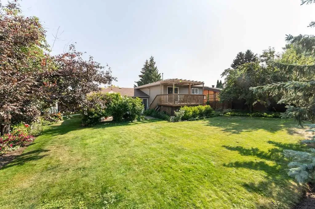 3104 58 Avenue Lloydminster AB T9V 1X6