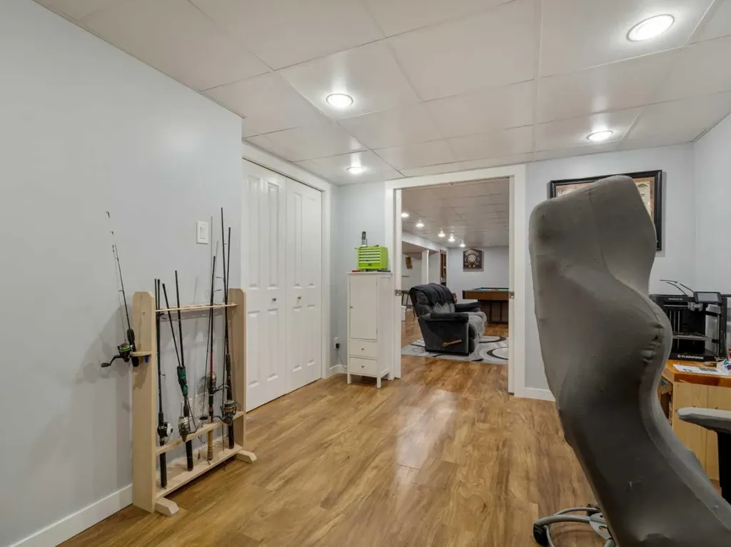 519 28 Street S Lethbridge AB T1J 3T1
