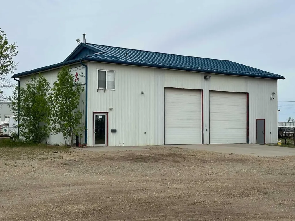 11434 91 Avenue Grande Prairie AB T8V 6K6