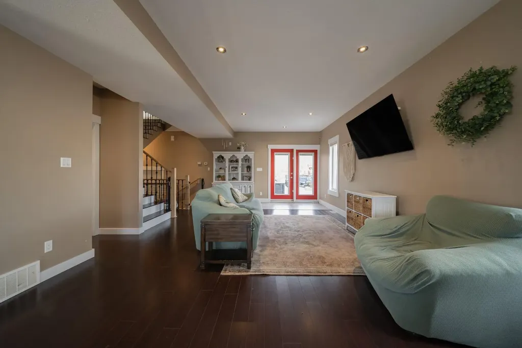 336 Ermine Crescent Fort Mcmurray AB T9H 4M6