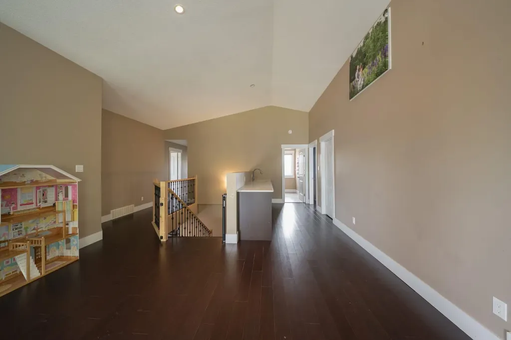 336 Ermine Crescent Fort Mcmurray AB T9H 4M6