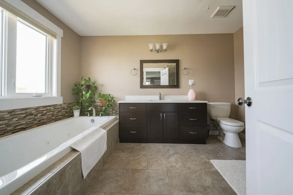 336 Ermine Crescent Fort Mcmurray AB T9H 4M6