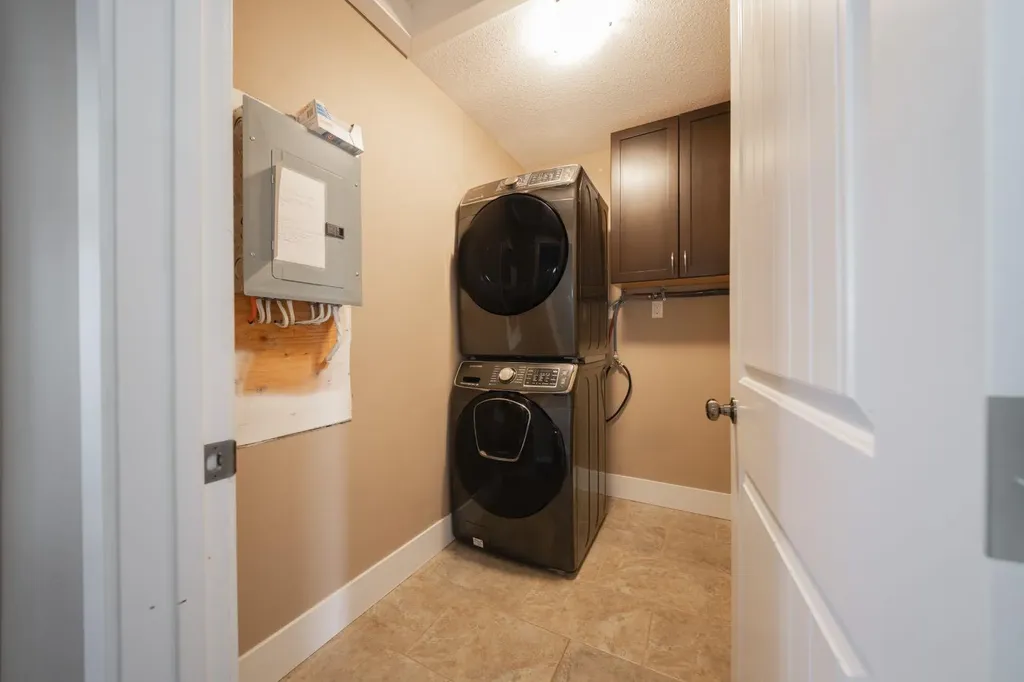 336 Ermine Crescent Fort Mcmurray AB T9H 4M6