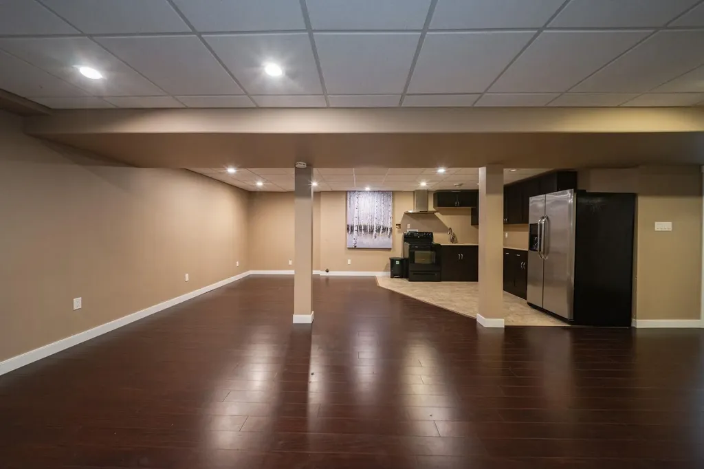 336 Ermine Crescent Fort Mcmurray AB T9H 4M6