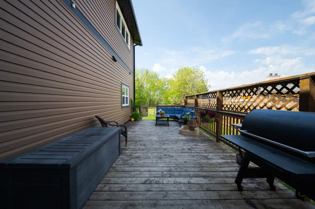 336 Ermine Crescent Fort Mcmurray AB T9H 4M6