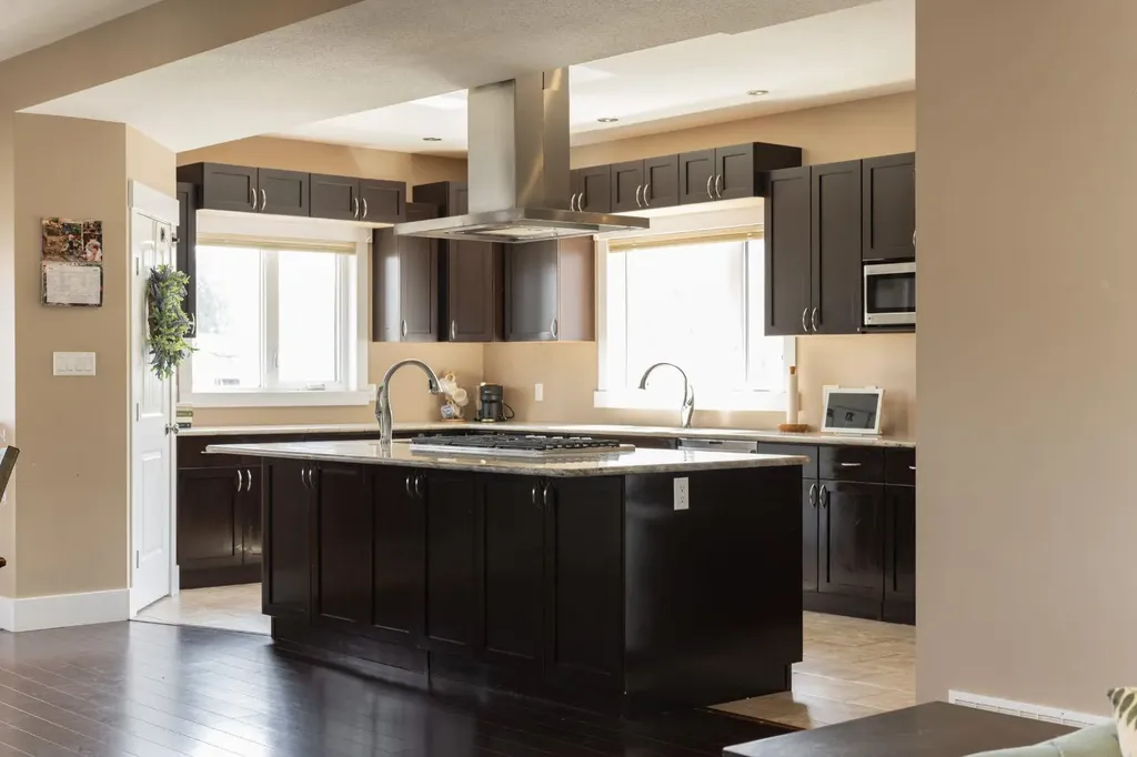 336 Ermine Crescent Fort Mcmurray AB T9H 4M6