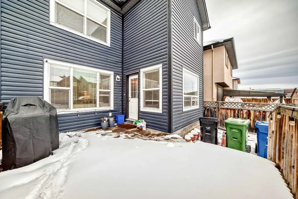 79 Saddleridge Close NE Calgary AB T3J 4X2