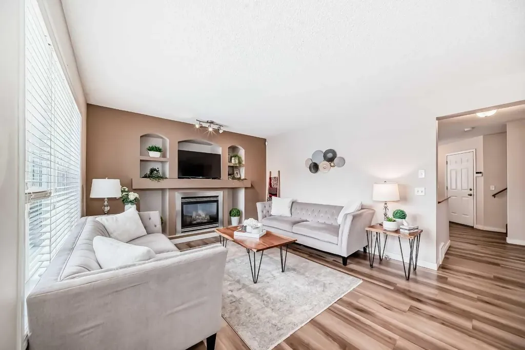 79 Saddleridge Close NE Calgary AB T3J 4X2