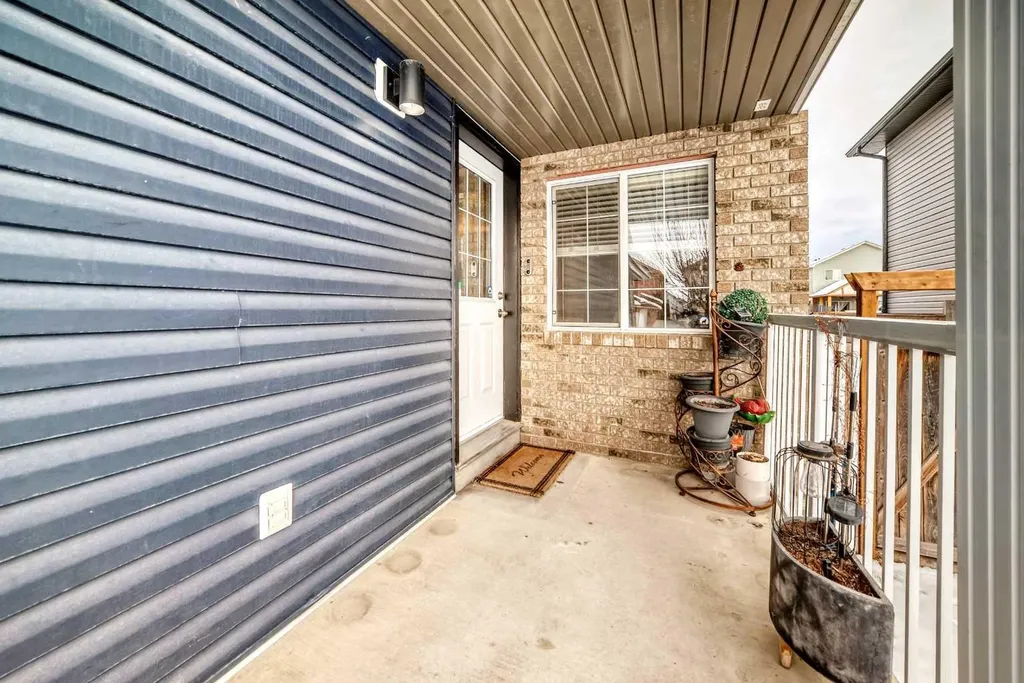 79 Saddleridge Close NE Calgary AB T3J 4X2
