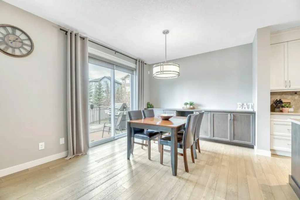 143 Stonemere Green Chestermere AB T1X 0S2
