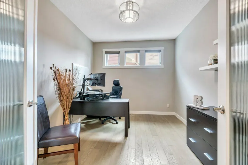 143 Stonemere Green Chestermere AB T1X 0S2