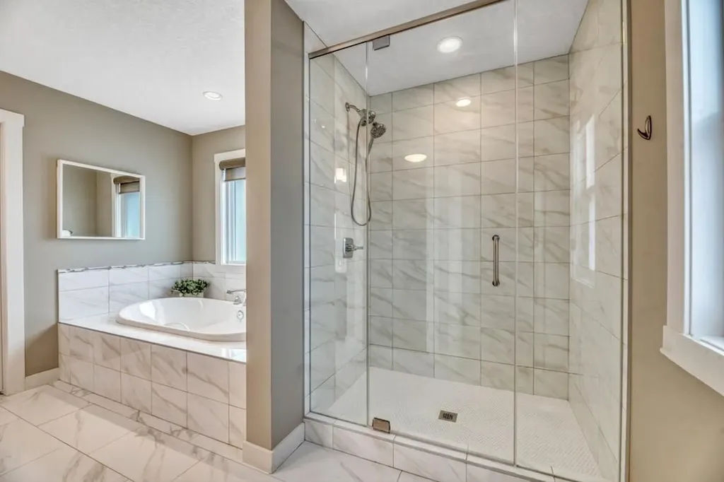143 Stonemere Green Chestermere AB T1X 0S2