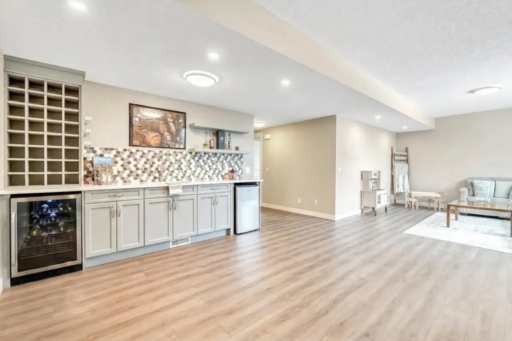 143 Stonemere Green Chestermere AB T1X 0S2