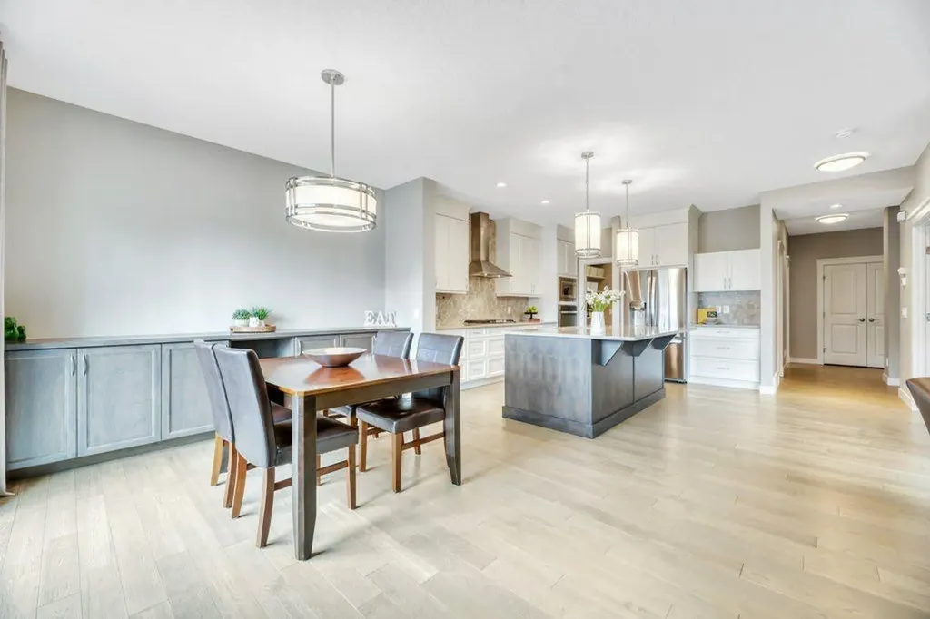 143 Stonemere Green Chestermere AB T1X 0S2