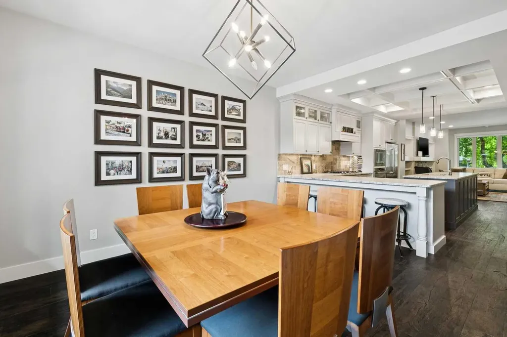 2308 4 Avenue NW Calgary AB T2N 0N9