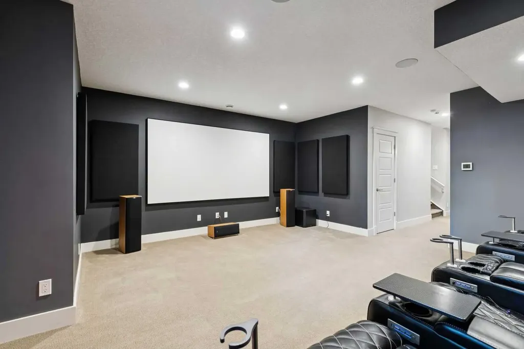 2308 4 Avenue NW Calgary AB T2N 0N9