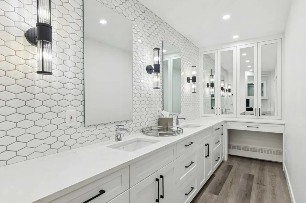 720 13 Avenue SW Calgary AB T2R 1M5