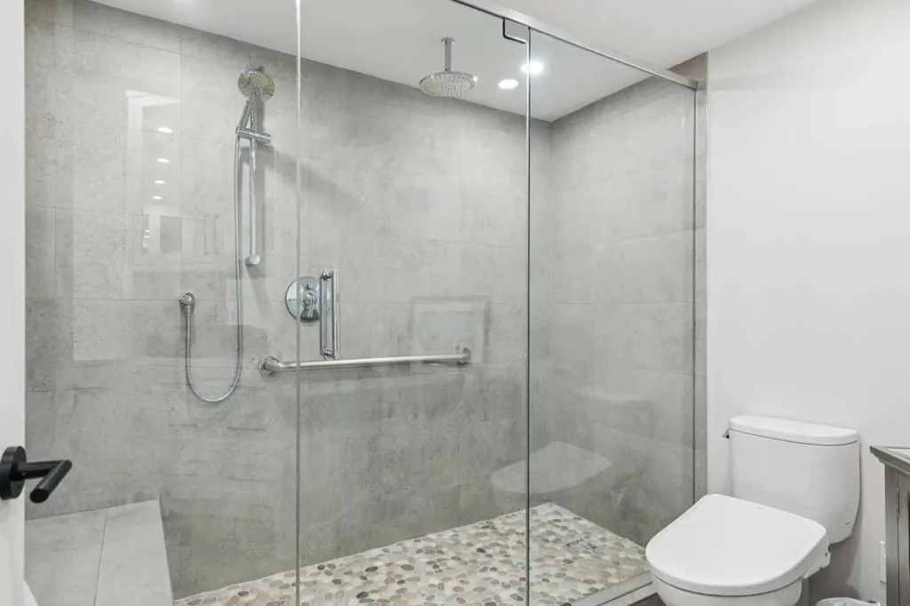 720 13 Avenue SW Calgary AB T2R 1M5