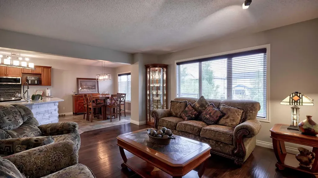 327 Sagewood Place SW Airdrie AB T4B 3M8