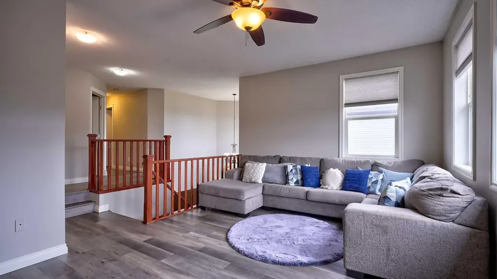 327 Sagewood Place SW Airdrie AB T4B 3M8