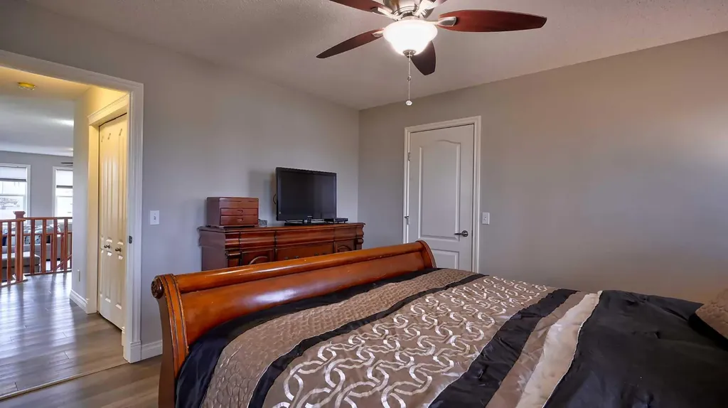 327 Sagewood Place SW Airdrie AB T4B 3M8