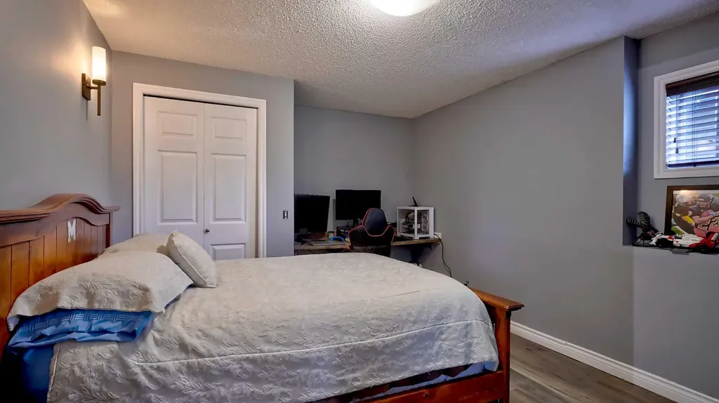 327 Sagewood Place SW Airdrie AB T4B 3M8
