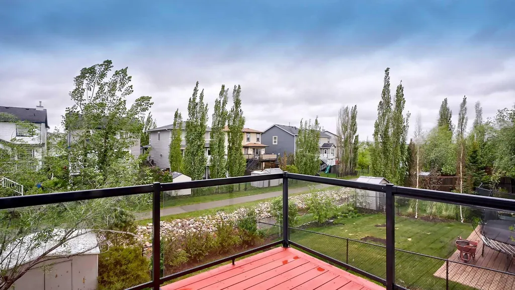 327 Sagewood Place SW Airdrie AB T4B 3M8
