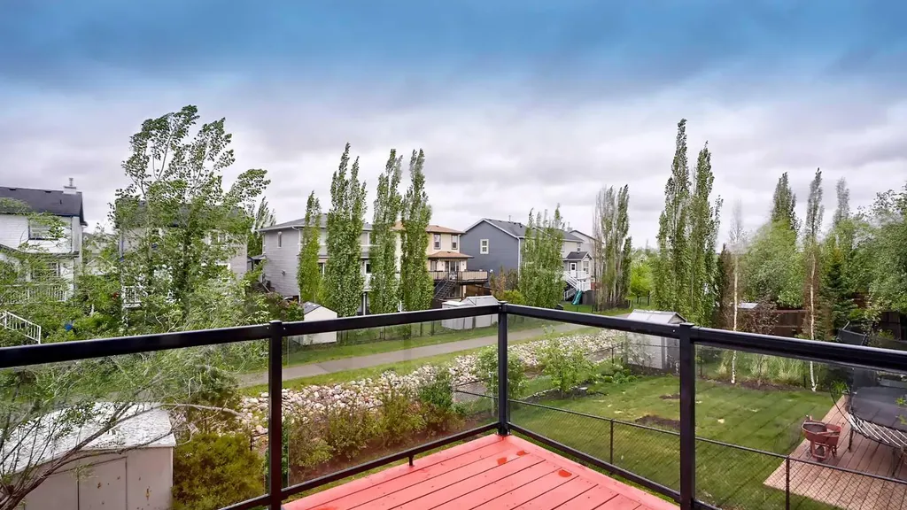 327 Sagewood Place SW Airdrie AB T4B 3M8