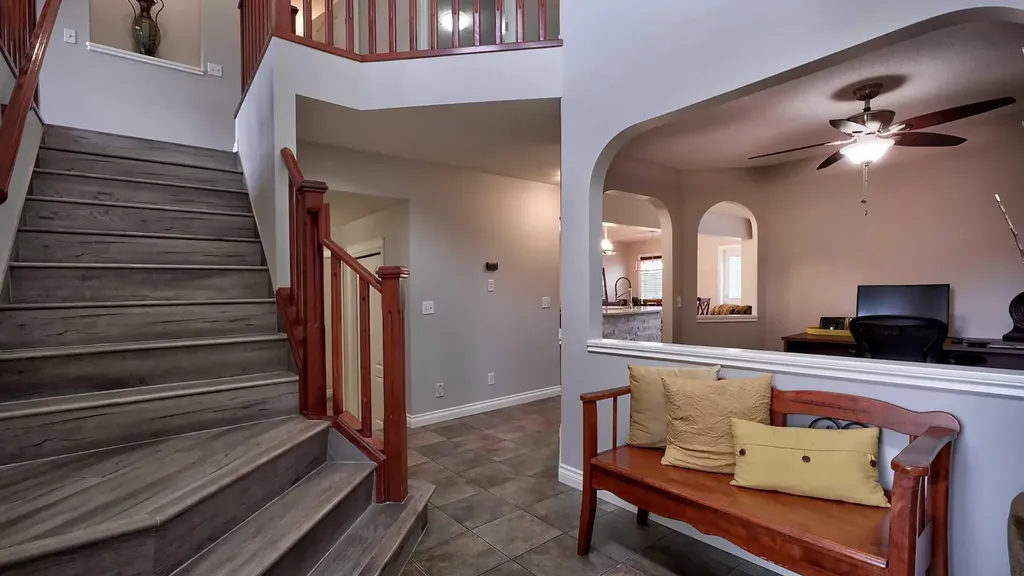 327 Sagewood Place SW Airdrie AB T4B 3M8