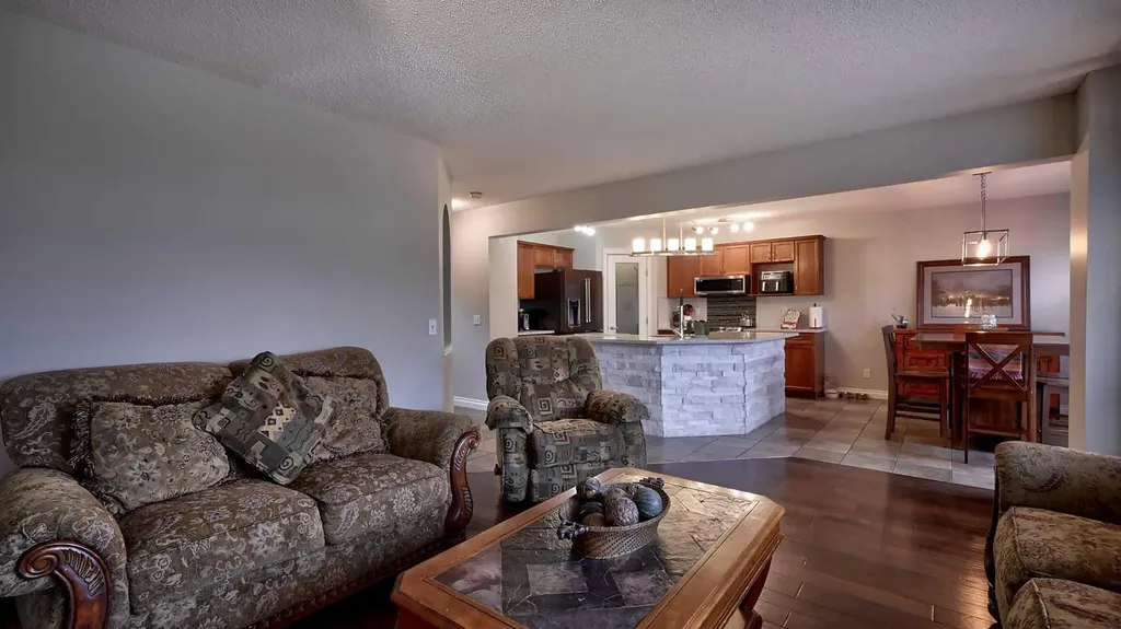 327 Sagewood Place SW Airdrie AB T4B 3M8